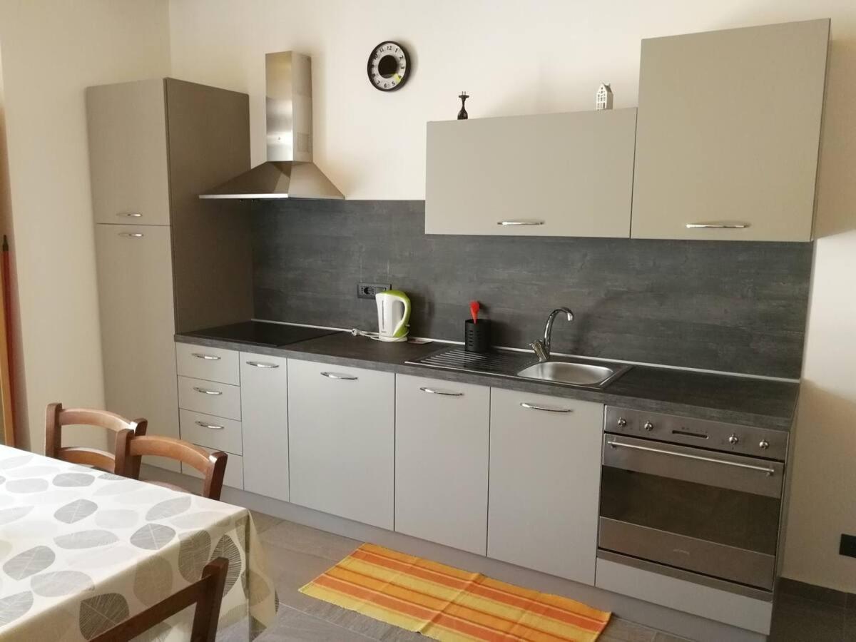 Scapa Da Ca' Apartment Alba  Ngoại thất bức ảnh