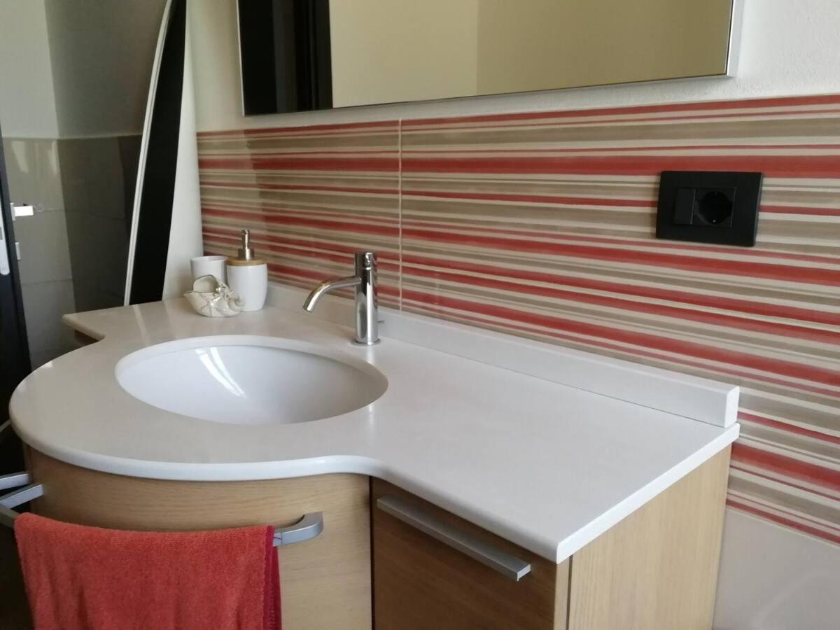 Scapa Da Ca' Apartment Alba  Ngoại thất bức ảnh